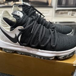 Nike Zoom KD10 size 9.5 