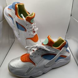 Nike Air Huarache "White/Orange/Blue" Size 13M