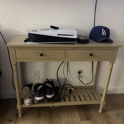 Tv stand