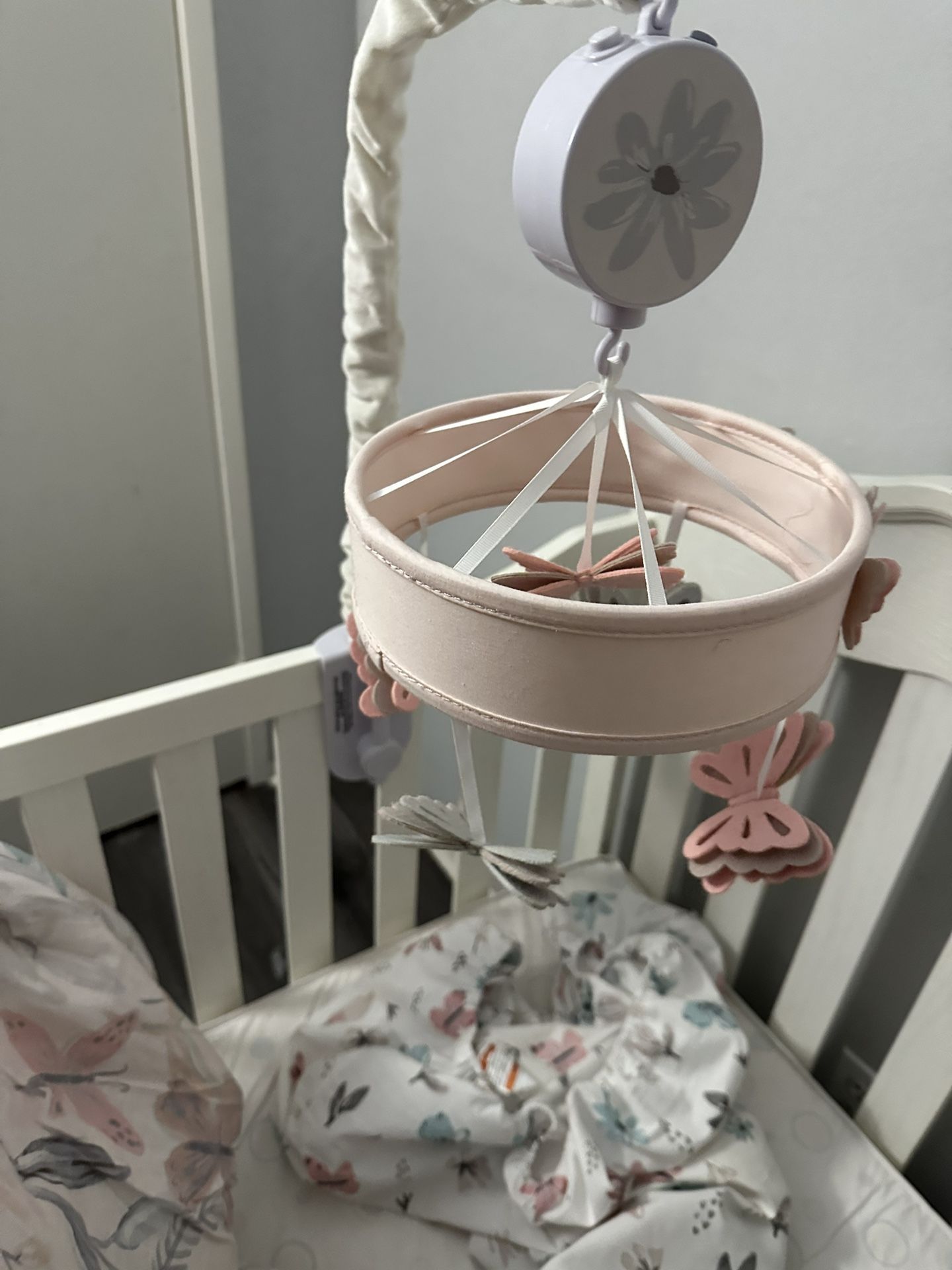Butterfly mobile With Matching Crib Bedding