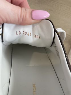 Louis Vuitton Frontrow Sneaker Women 38 for Sale in Miami, FL - OfferUp