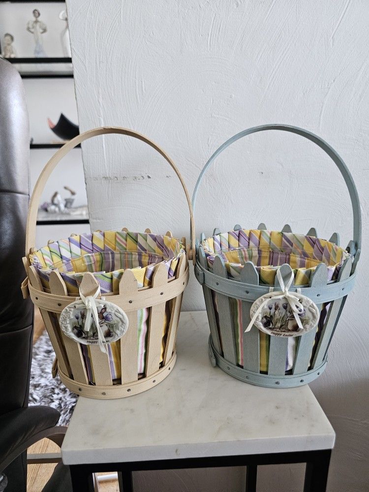 2 EA LONGABERGER 2006 NEW Vintage Easter Baskets With Liners (PLEASE READ DESCRIPTION)