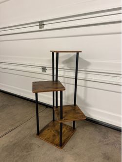 Industrial 4-Tier Plant Stand / Display Shelf – Rustic Wood & Black Metal – 31.5” Tall