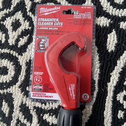 Milwaukee 1-1/2in. Constant Swing Copper Tubing Cutter