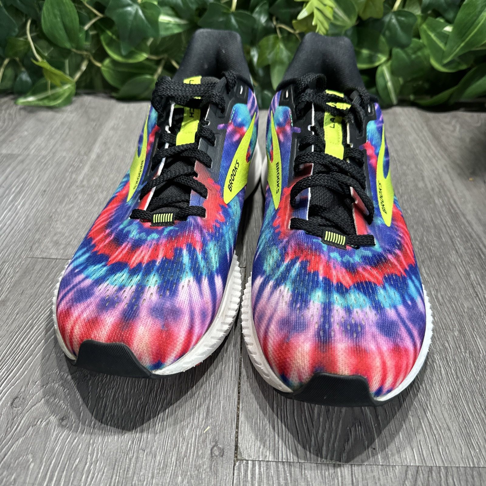 Brooks Launch 8 Running Shoes Tie Dye Women display picture 3