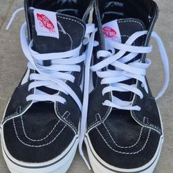 Vans off the wall 9.5
