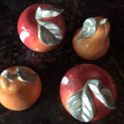 Cutest Apples And Pear Set Of Four