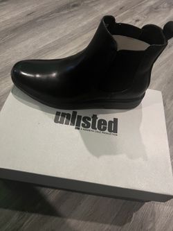 KENNETH COLE BLACK BOOTS