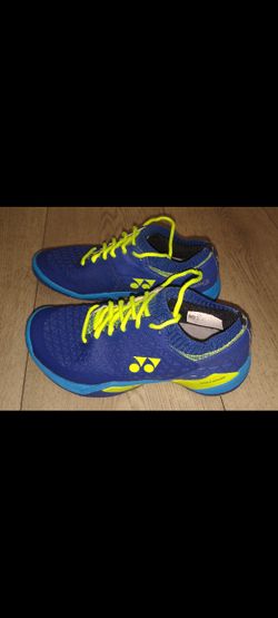 Yonex Power Cushion Shoes