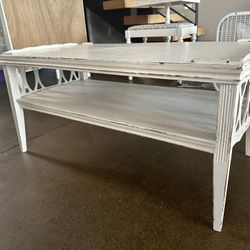 Coffee Table - Shabby Chic Antique White