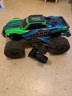 TRAXXAS MAXX
