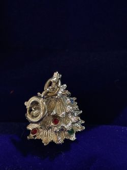 VINTAGE MONET “Christmas Tree” CHARM