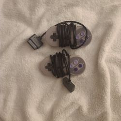 Super Nintendo Controllers 