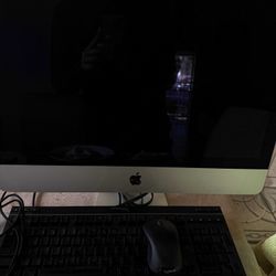 2017 iMac 21’ With Keyboard And Bluetooth Mouse