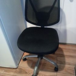 Desk / Office Chair 