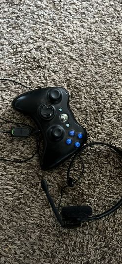 Xbox 360 controller and headset