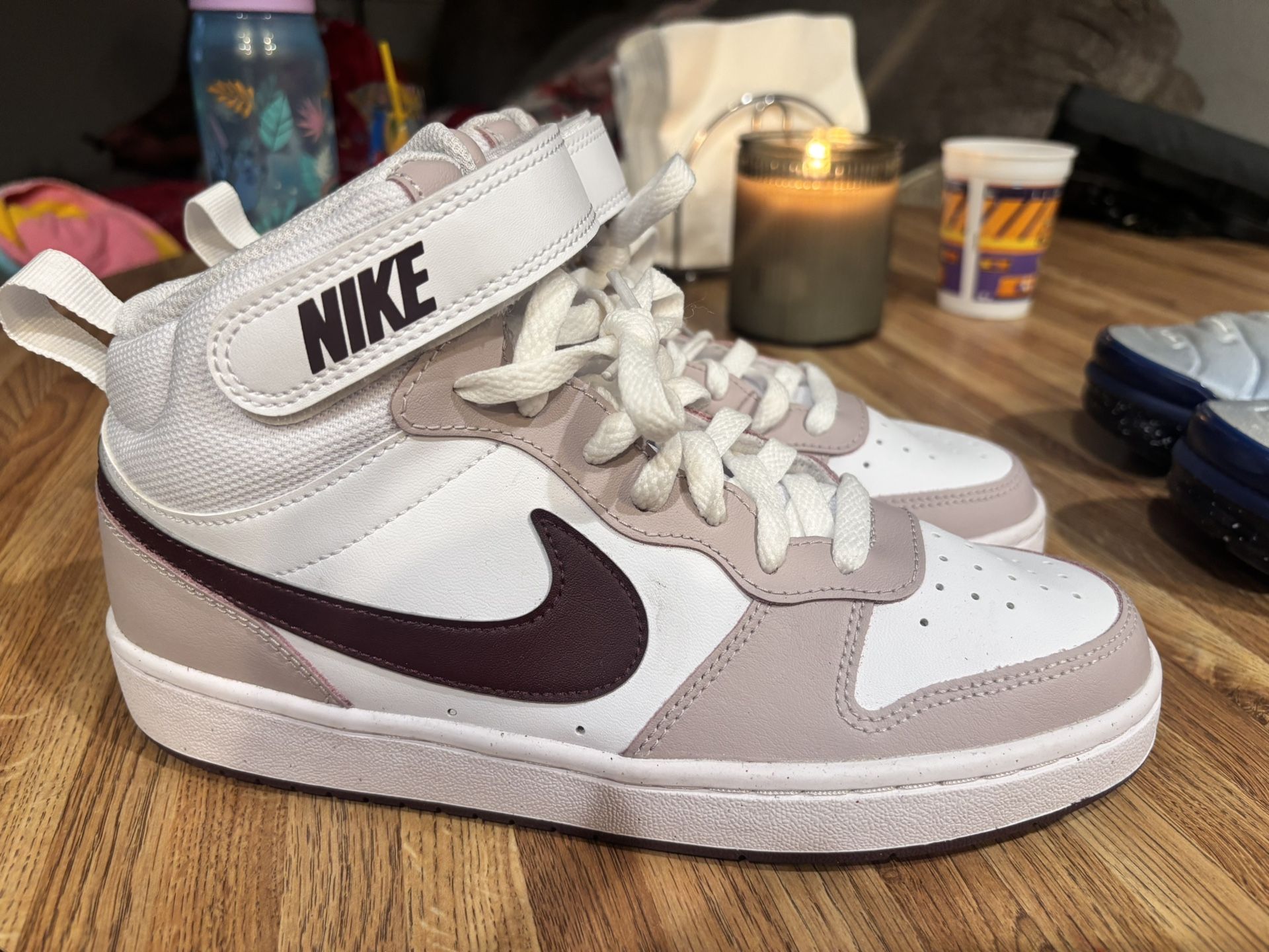 Nike Court Borough Mid 2