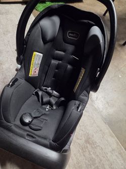 Evenflo Carseat & Base
