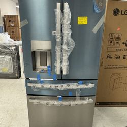 GE Profile 36 Inch French Door Refrigerator PVD28BYNFS