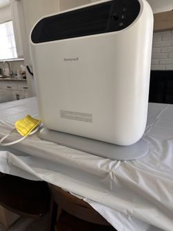 Honeywell thermawave 6 Space  Heater 