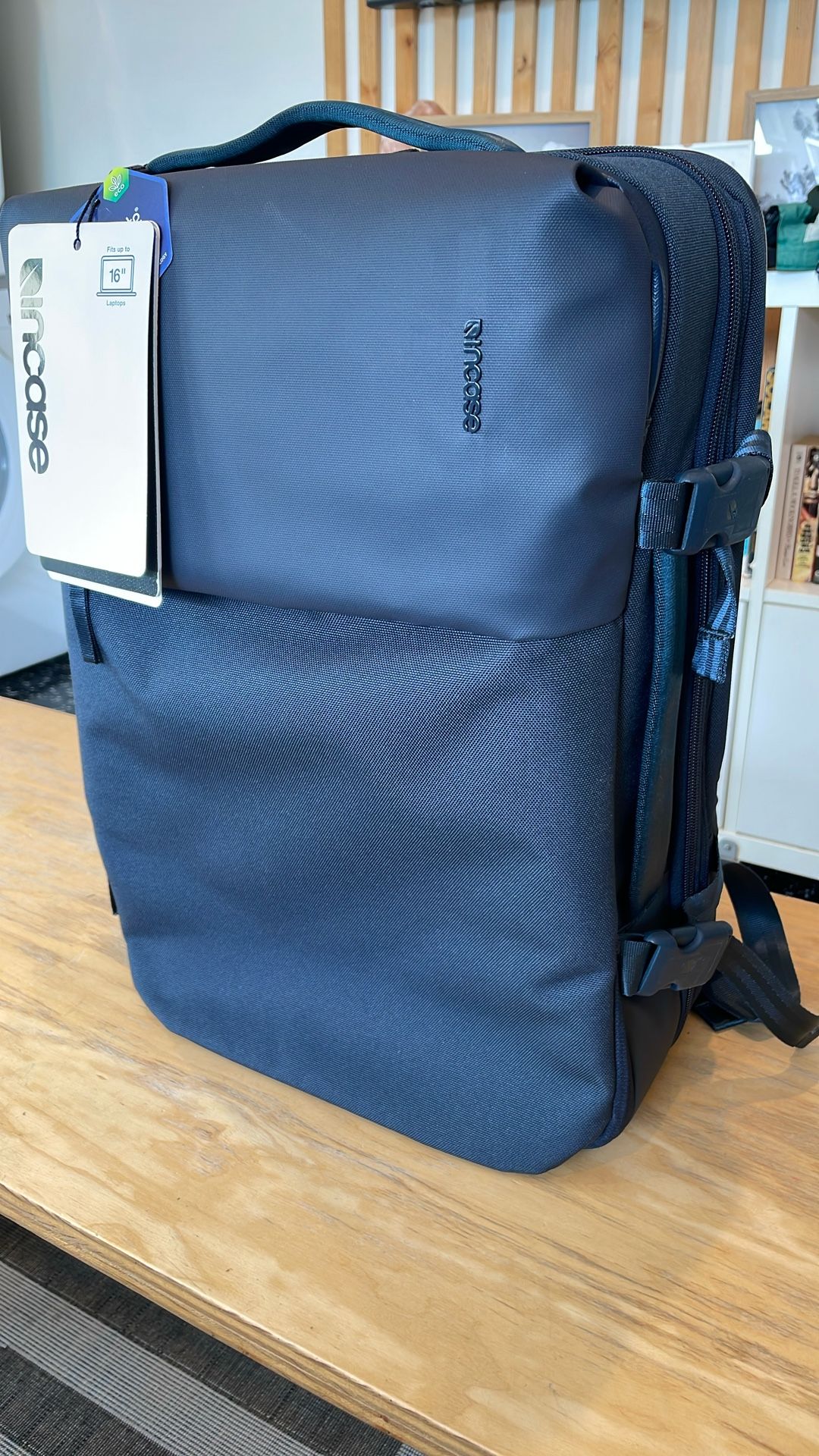 Incase Travel Pack