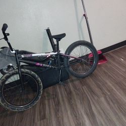 GT BMX Slammer Mercado Freestyle Bike