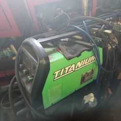 Omni-Welder  With Gas Tanks 