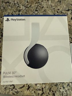 New open box Sony PlayStation 5 PULSE 3D wireless headset