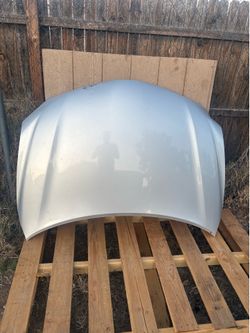 Toyota camry hood