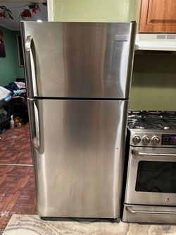 Refrigerador Frigidaire Stainless Steel