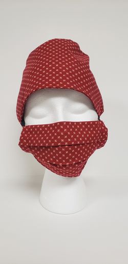 Women's surgical cap with matching face mask