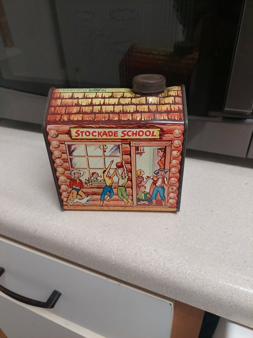 1950s Log Cabin Tin STOCKADE SCHOOL Advertising RARE Vintage Maple Syrup Can