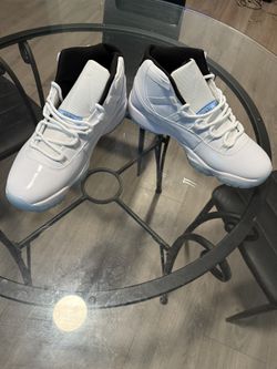 Air Jordan 11 Legend Blue