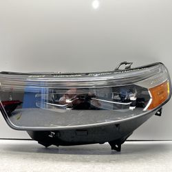 2020-2023 Ford Explorer Xlt Headlight Oem