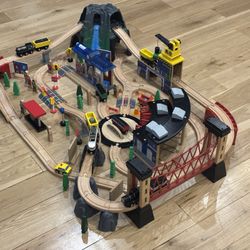 Thomas Comparable Wooden Train Set