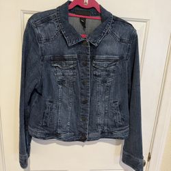 Lane Bryant Women’s Denim Jacket size 16