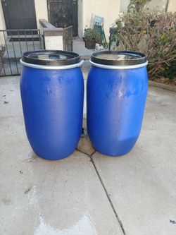 55 Gallons Plastic Barrel And Drums 