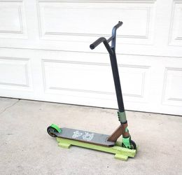 R4 Trick Scooter