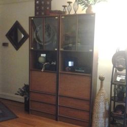 (2) Cabinets