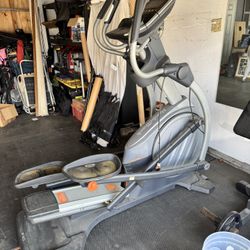 Nordictrack Elliptical Machine 