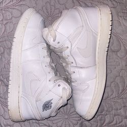 Air Jordan 1 Mid White Wolf Grey (2016) Size 4