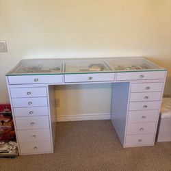 Impressions Vanity Slaystation