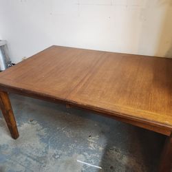 Nice Dining Room Table And 6 Nice Padded Chairs