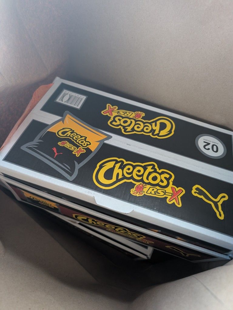 Pumas Rs Hot Cheetos Size 6 Kids