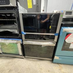 Frigidaire Gallery 27 Inch Microwave And Oven Combo 