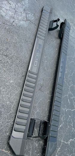 2025 Ford F350 crew cab Running Boards ( brand new)