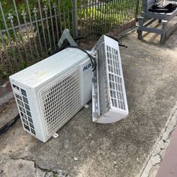 mini split like new but used 