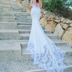 Enzoani Lena Wedding Dress Ivory gown mermaid sheath lace mesh size 2
