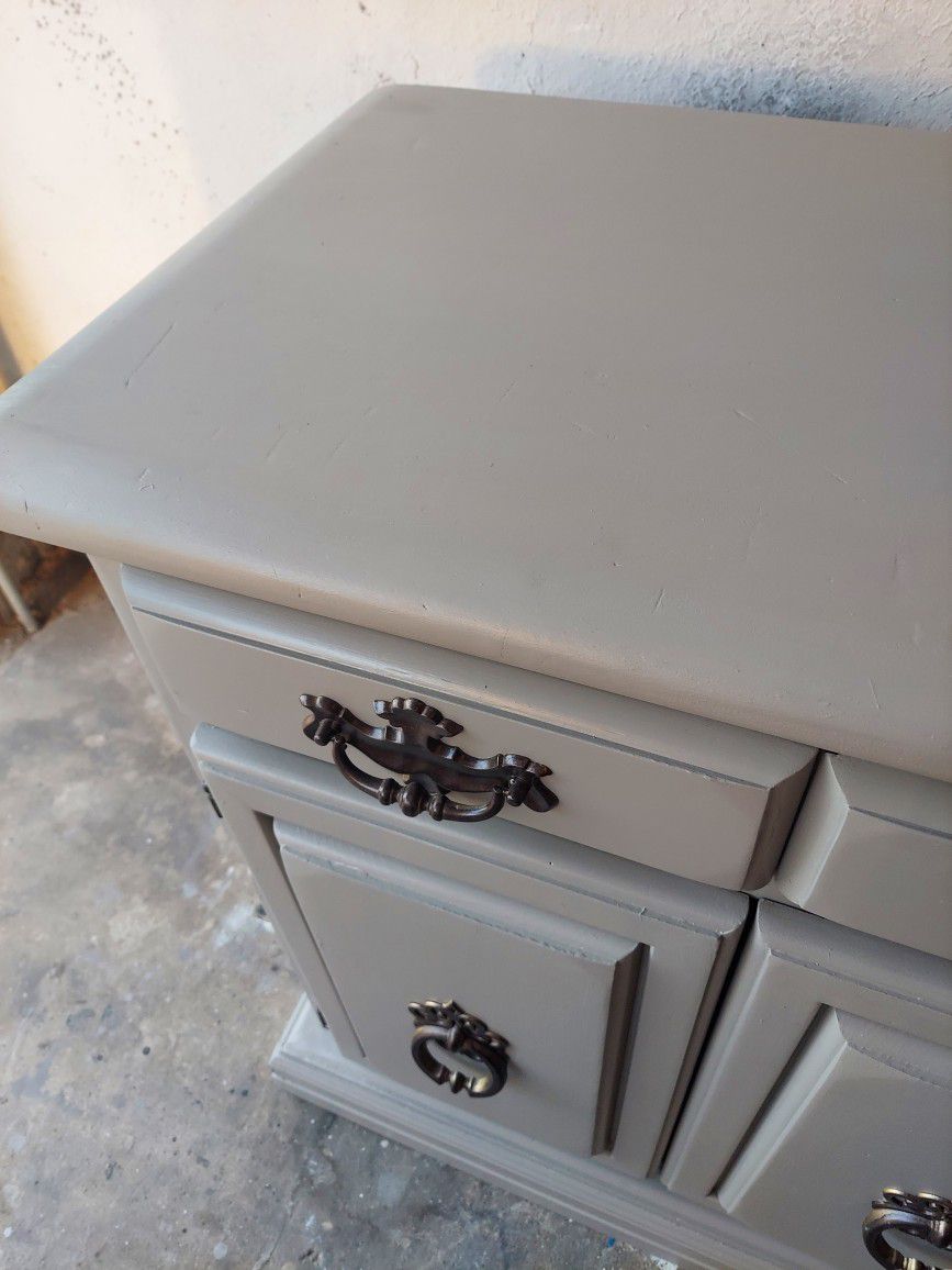 Dresser-- Medium Gray