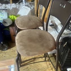 2 Bar Stools